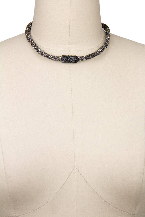 Austria Shimmer Crystal Choker Necklace With Magnetic Clasp: Gold