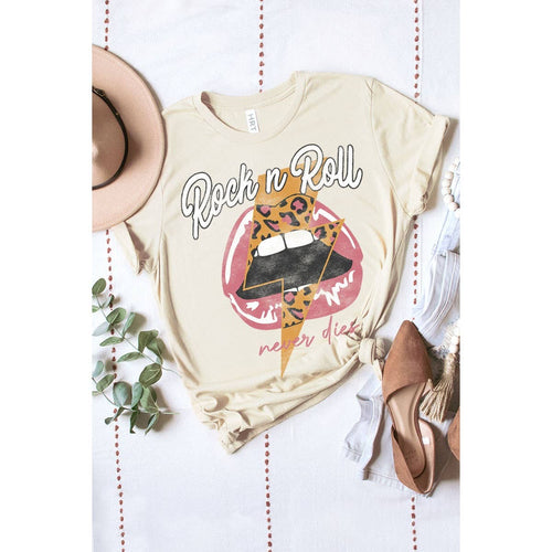 ROCK AND ROLL NEVER DIES SHORT SLEEVE GRAPHIC TOP