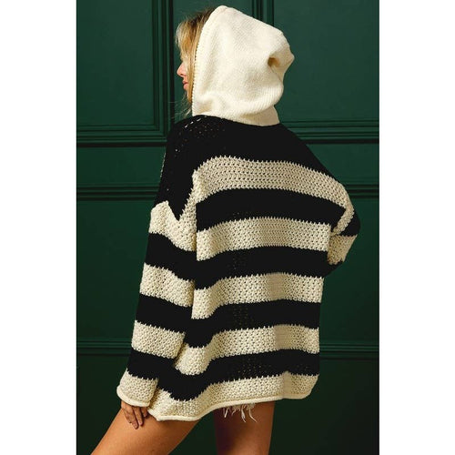 HOODED STRIPED SWEATER